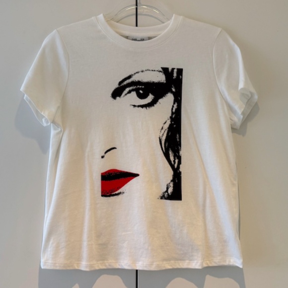 NWOT Limited Edition DVF for Target Iconic Red Lip Graphic T-Shirt – Small - Picture 1 of 10